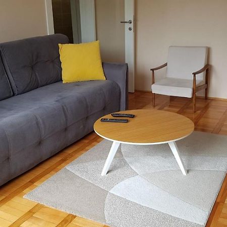 Apartman No.5 โนวีซาด ภายนอก รูปภาพ