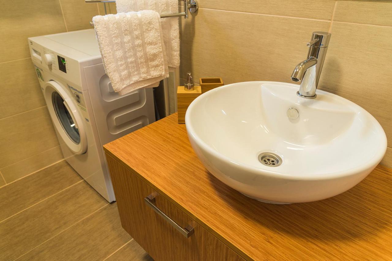 Apartman No.5 โนวีซาด ภายนอก รูปภาพ